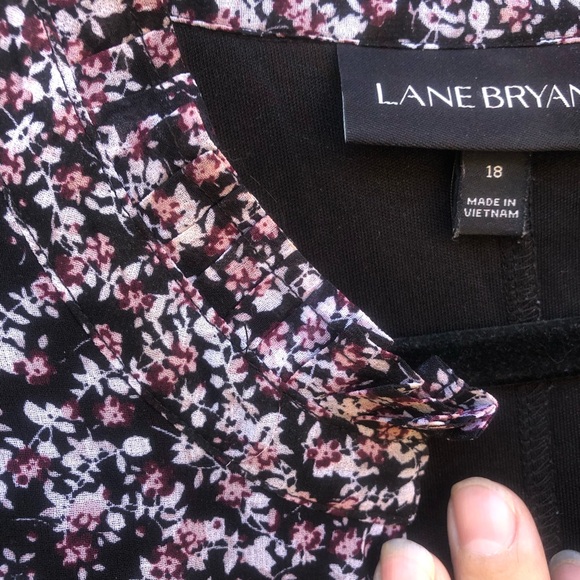 Lane Bryant dark cottagecore floral blouse 18 - Picture 6 of 8